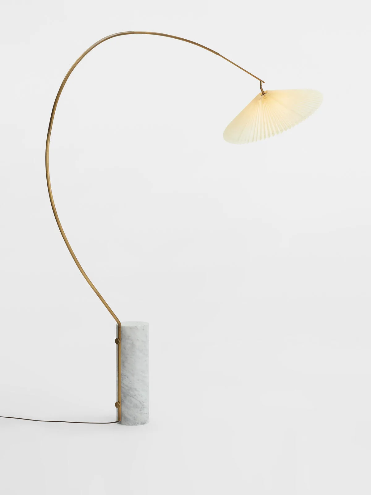 brass arc floor lamp, marble base - lighting comparison blog